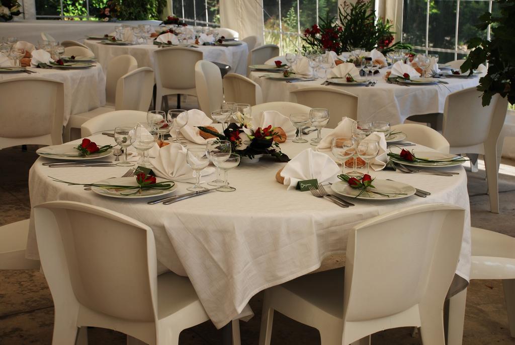 Les Jardins Du Mas Evesque Bed & Breakfast Rousson  Luaran gambar
