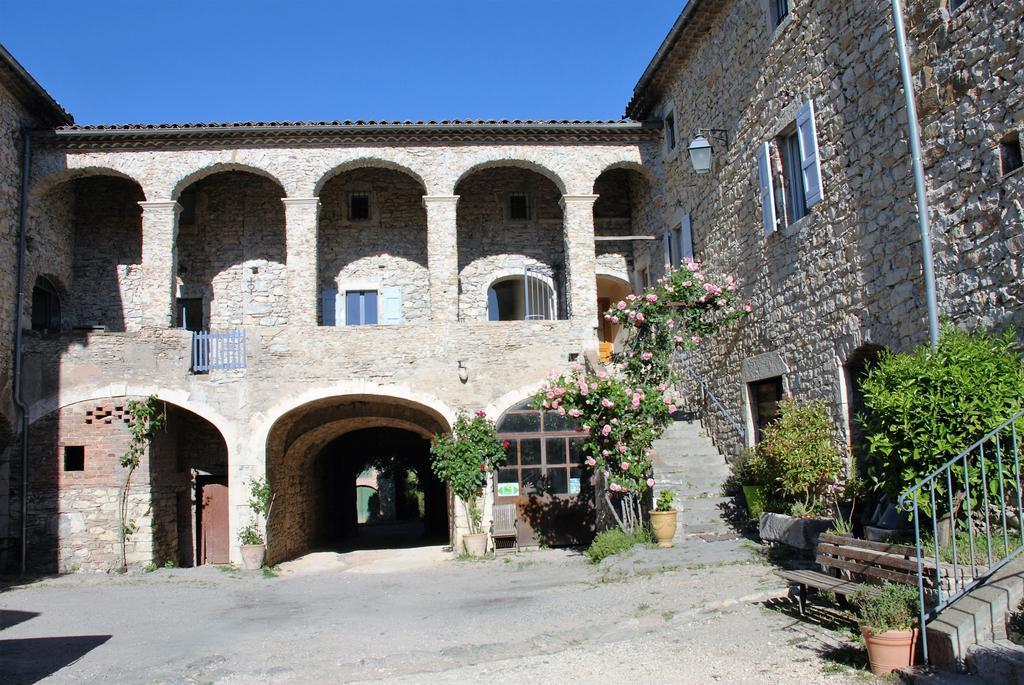 Les Jardins Du Mas Evesque Bed & Breakfast Rousson  Luaran gambar