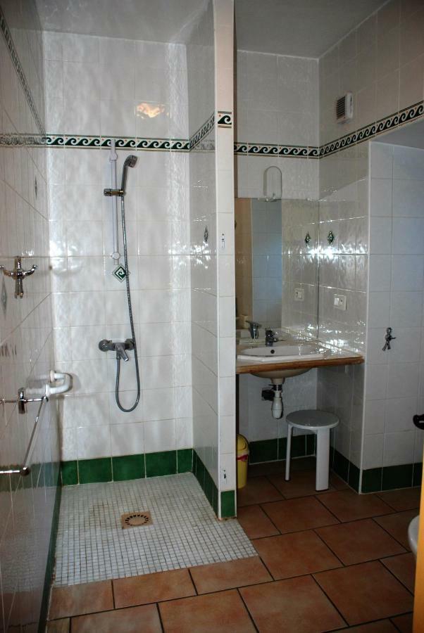 Les Jardins Du Mas Evesque Bed & Breakfast Rousson  Luaran gambar